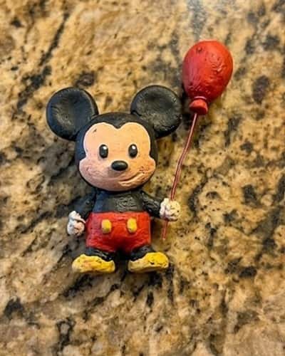 11. Mickeys Tiny Clay Story Character