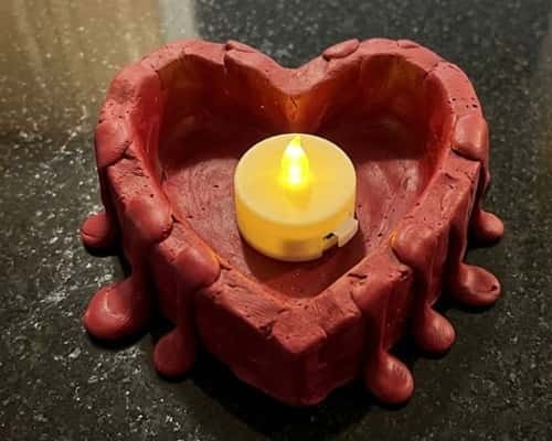 13. Melted-Look Clay Heart Holder