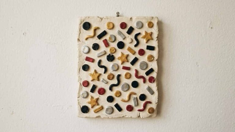 Clay Wall Decor for New Year - featured